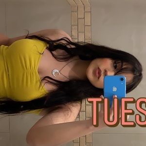 Meet your Posher, Leslie